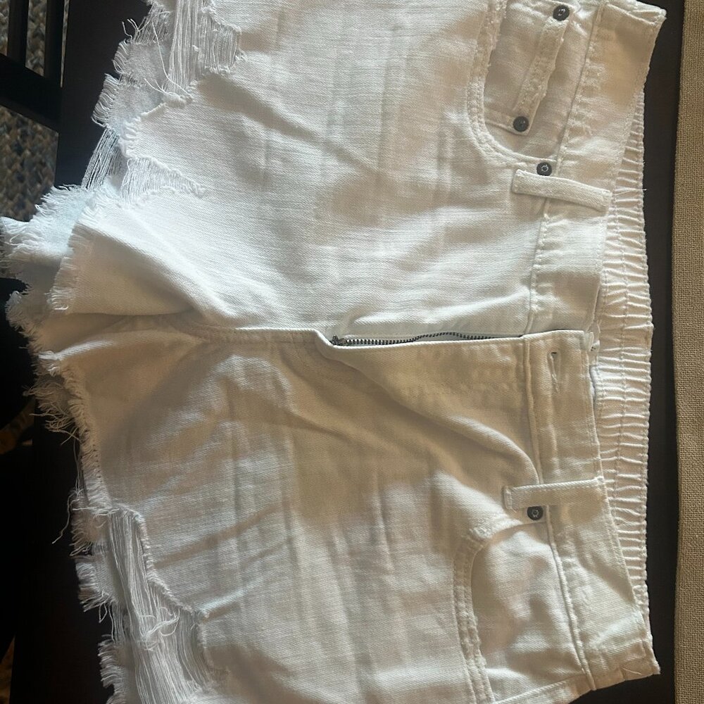 Aerie Daydream White Denim Shorts Distressed Elastic Waist Size Large